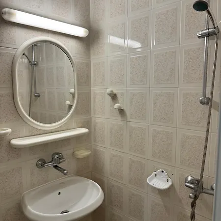 Hostel Svejest *