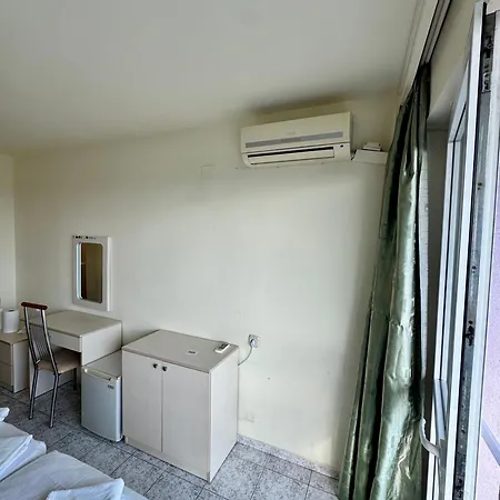 Hostel Svejest Σάνι Μπιτς